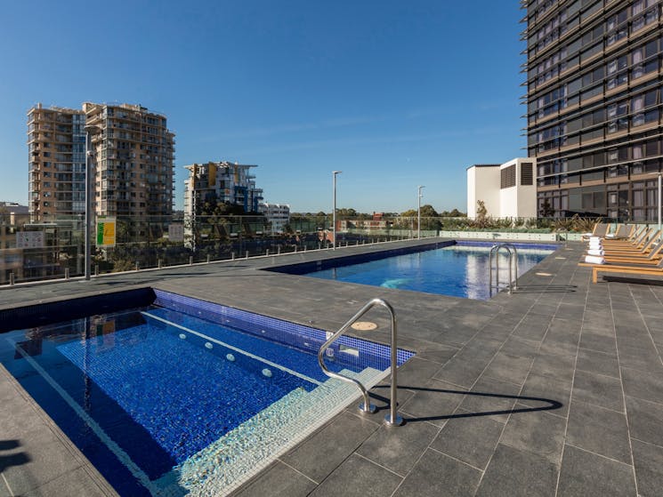 Outdoor Podium Pool