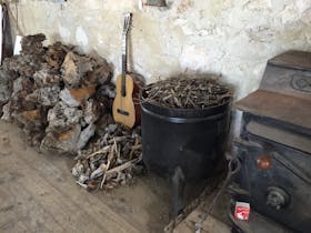Wood fire & Music
