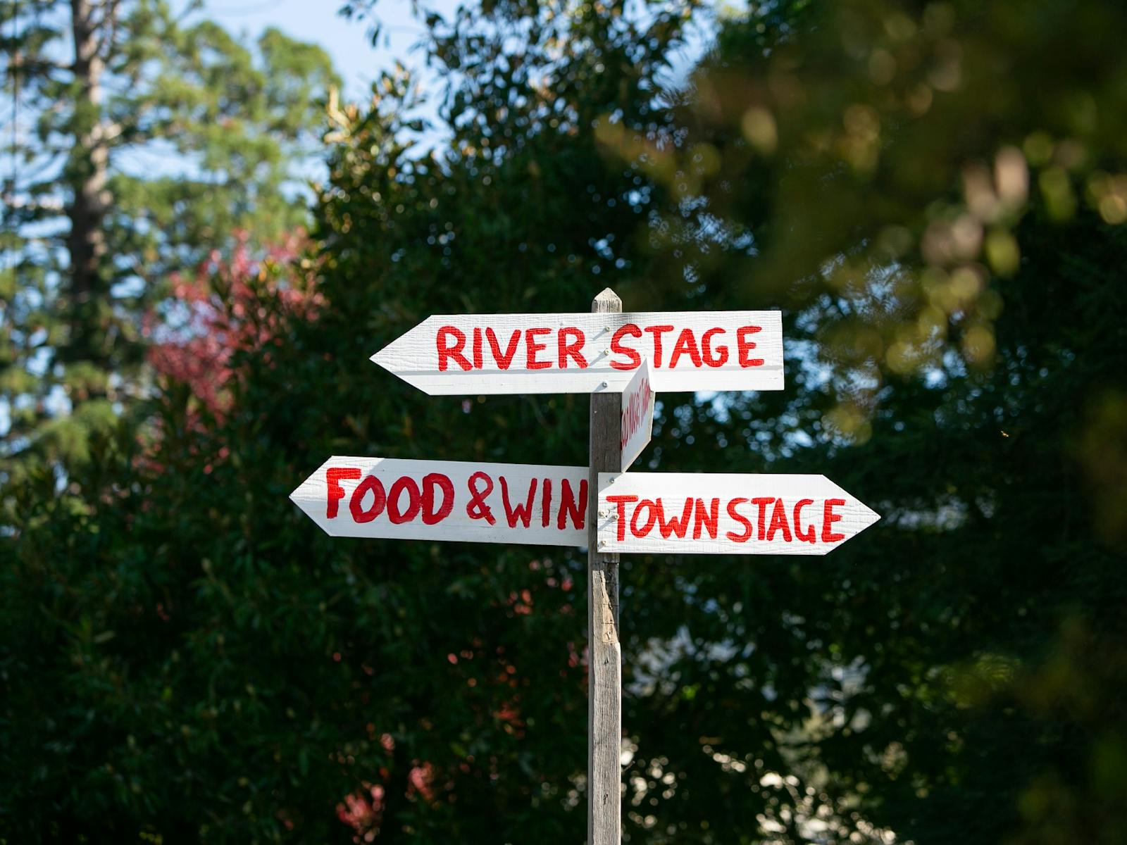 Jamieson Autumn Festival Arrows River Stage