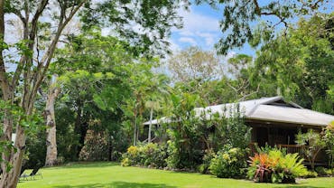 Mungumby Lodge homestead and garden