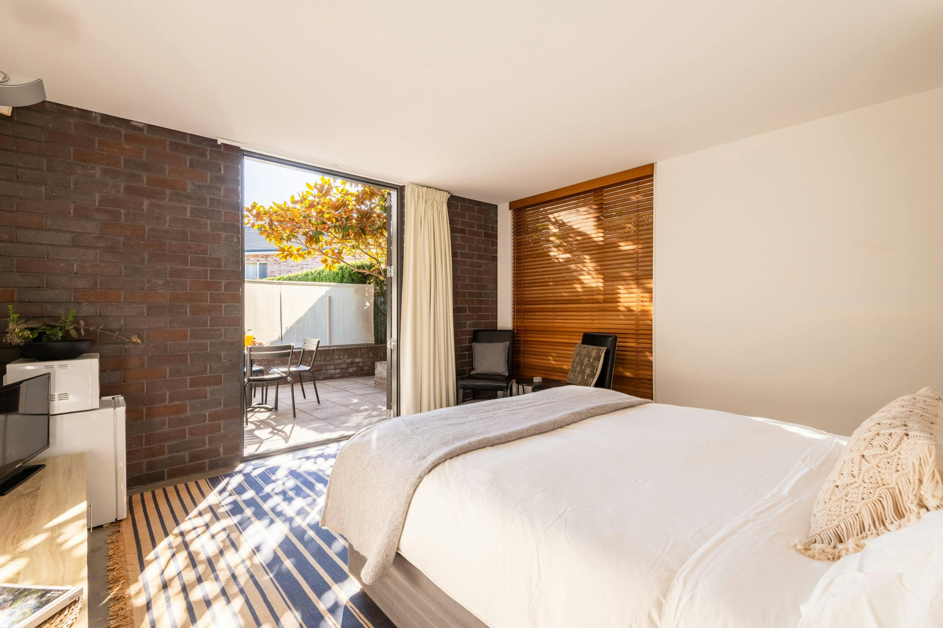 Courtyard Studio at Due East