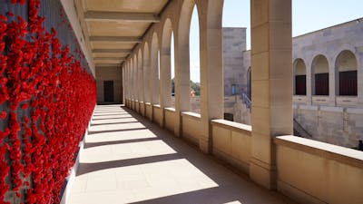 Canberra sightseeing tour AWM Australian War Memorial Canberra sights