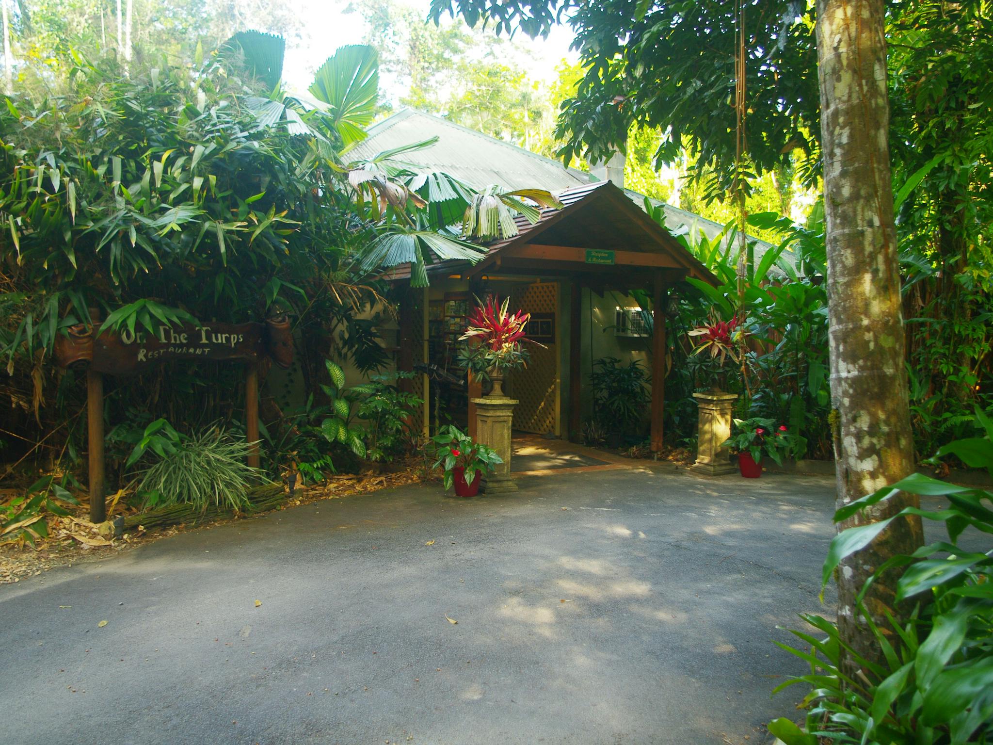 Heritage Lodge entrance Heritage Lodge entrance