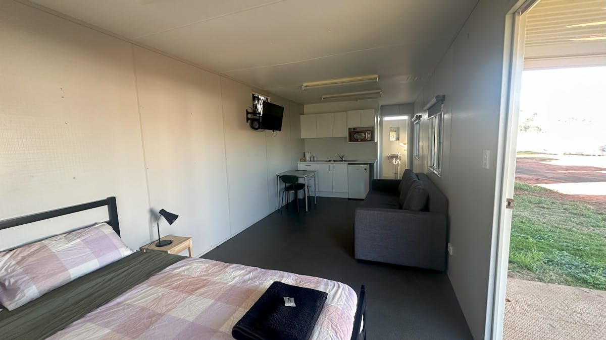 Room for up to 5 people