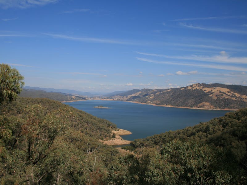 Burrinjuck Dam