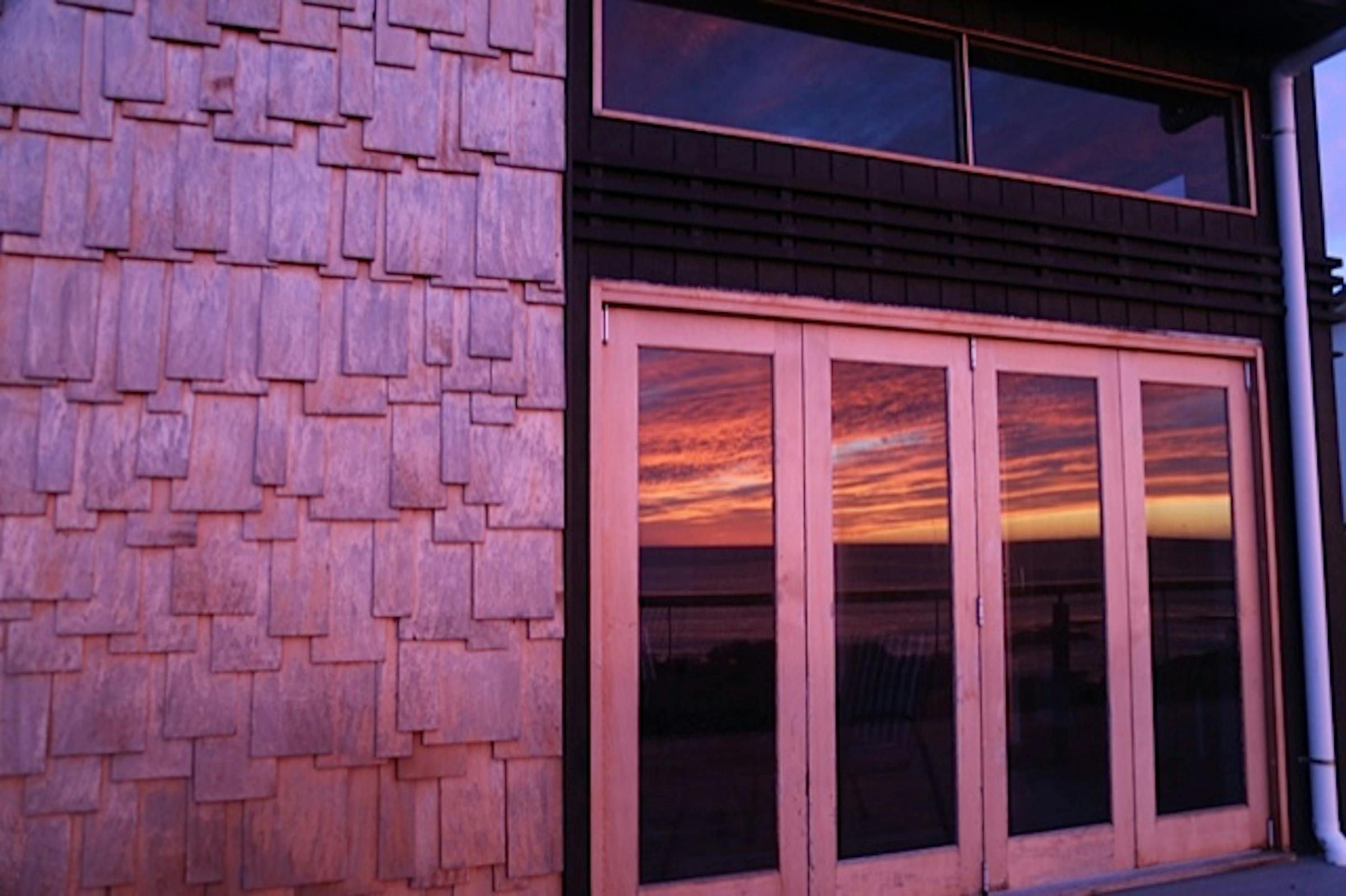 Driftwood Bay of Fires - Exterior