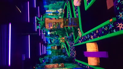 jungle golf - mini golf - glow in the dark mini golf