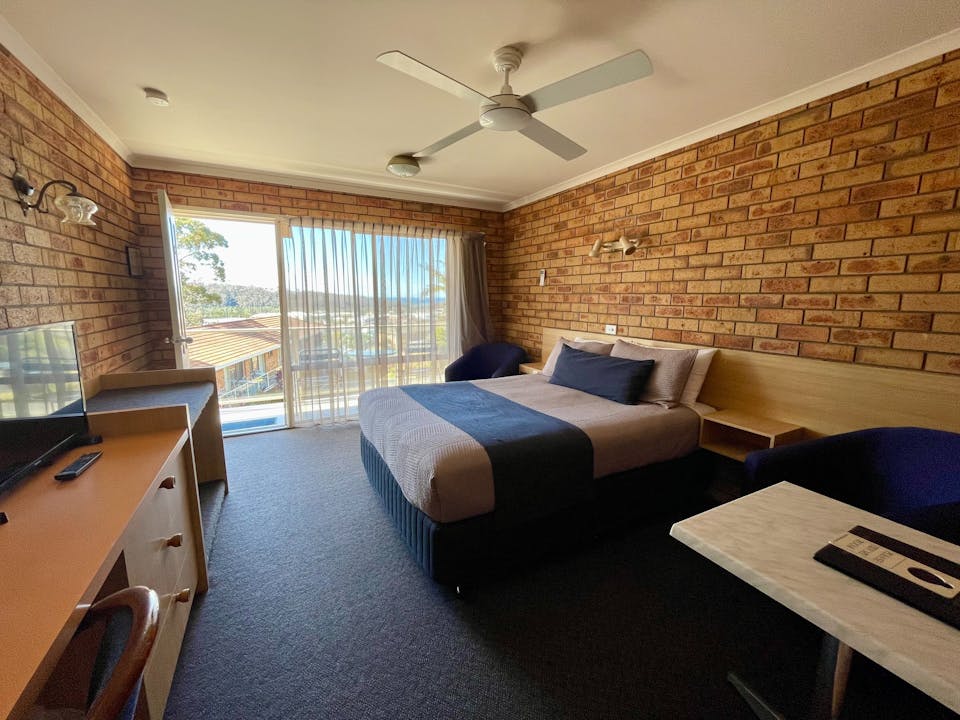 Stay 3 nights, pay for 2