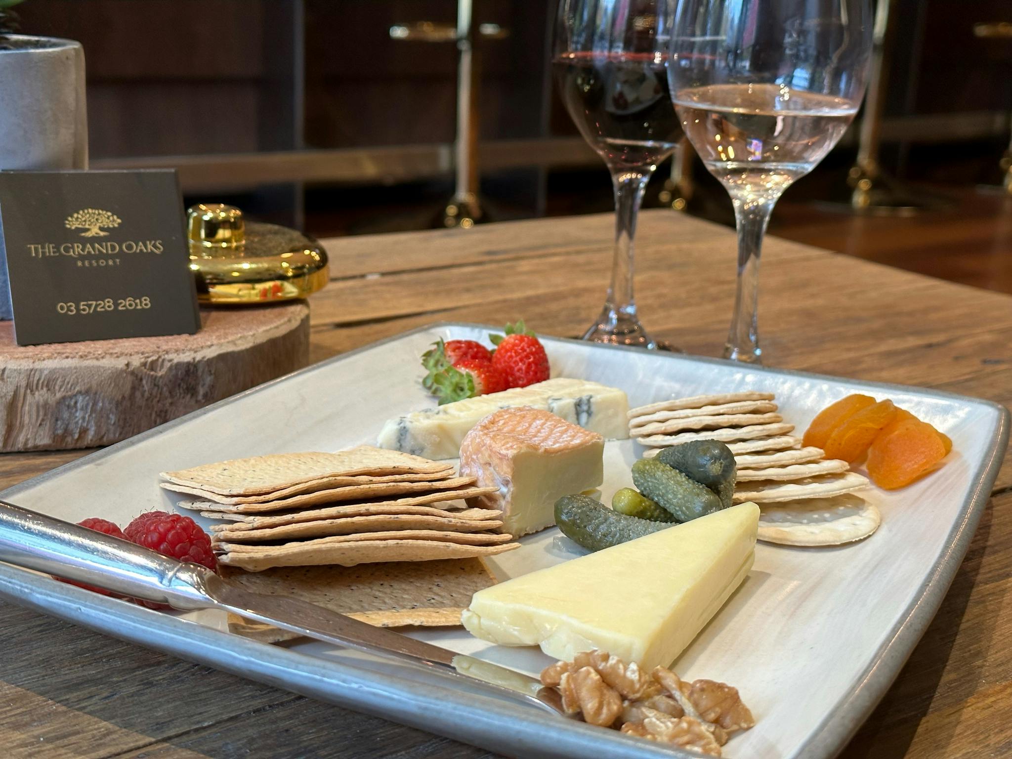 The Oak View - cheese plate