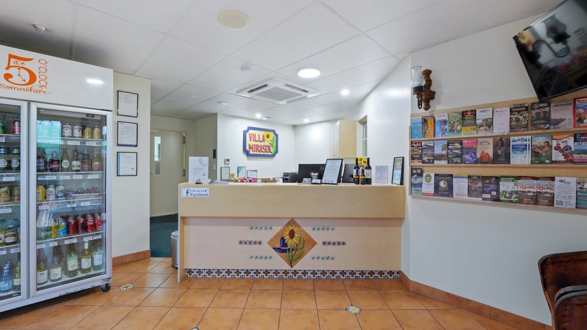 Villa Mirasol Motor Inn Reception