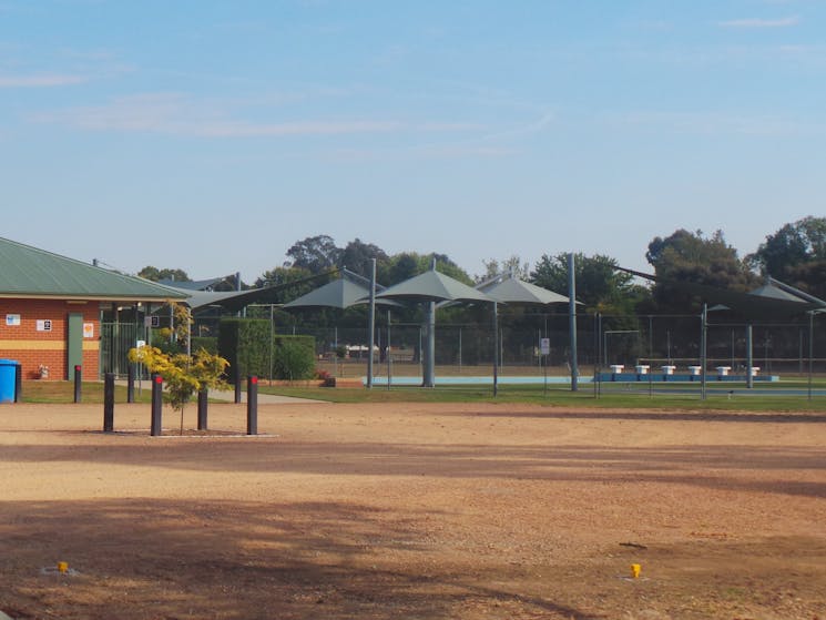 Howlong Swimming pool entrance and car park