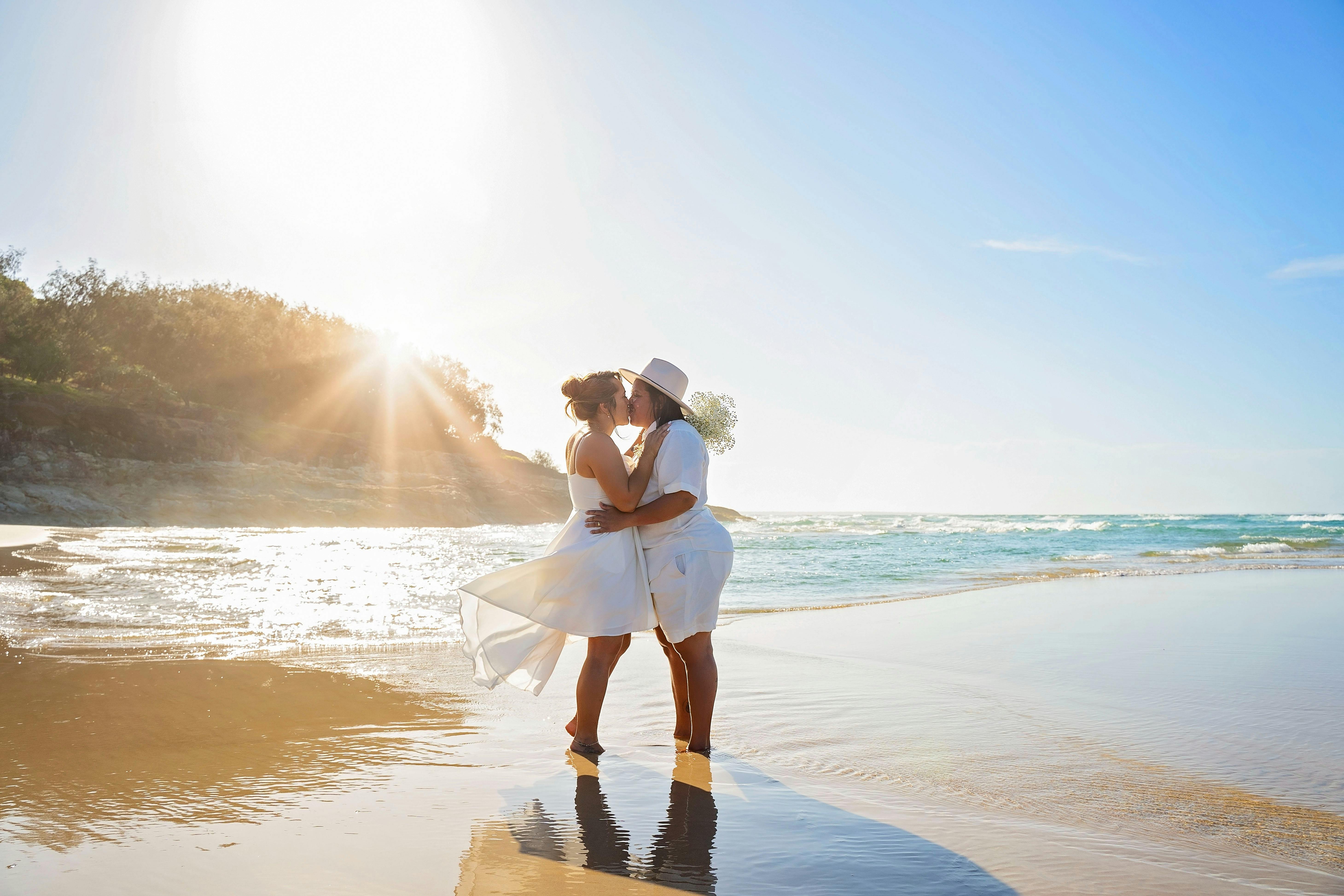 North Straddie elopement