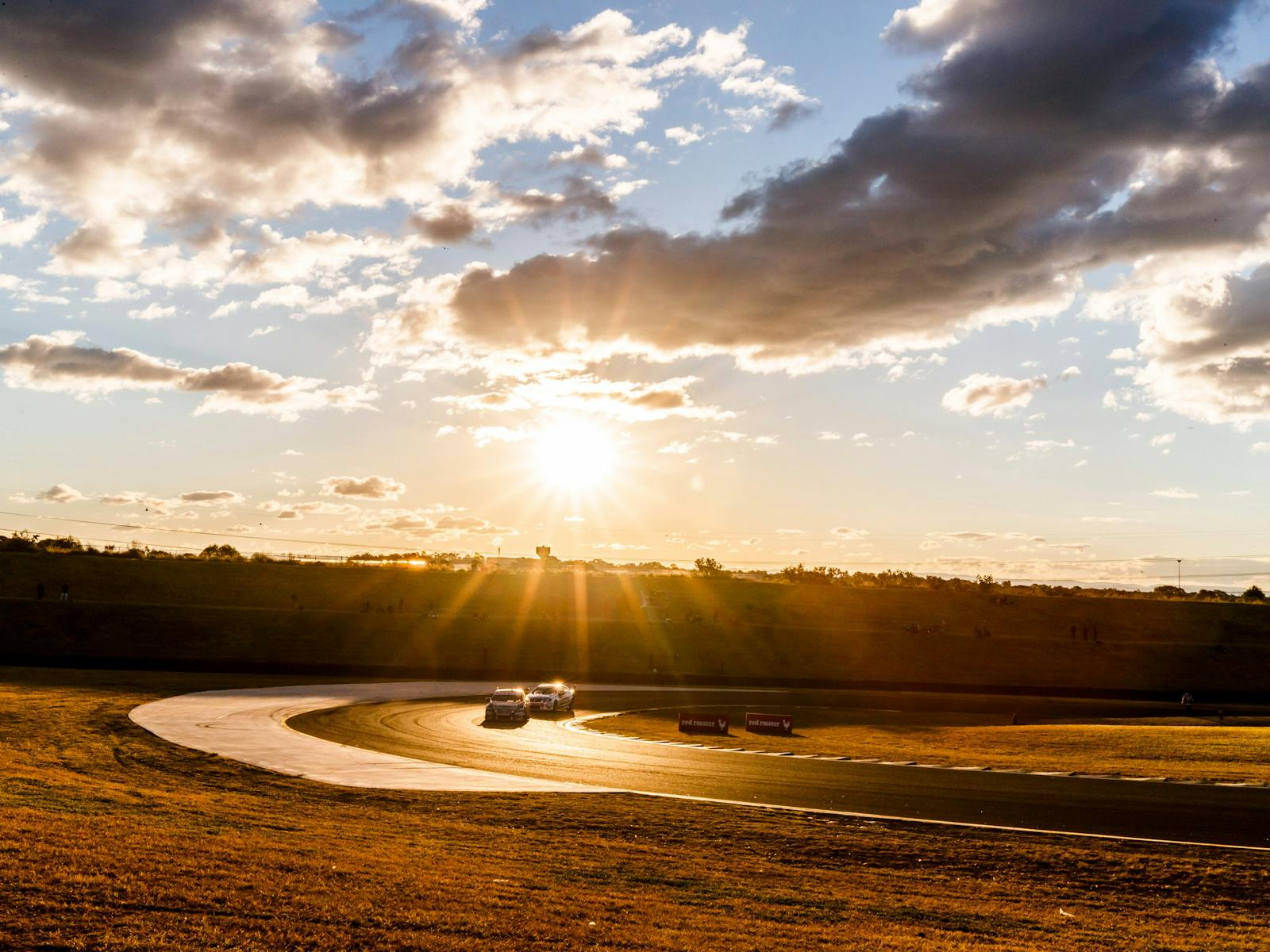 Image for Supercars Red Rooster Sydney SuperNight