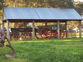 Wagons - Petticoat Lane