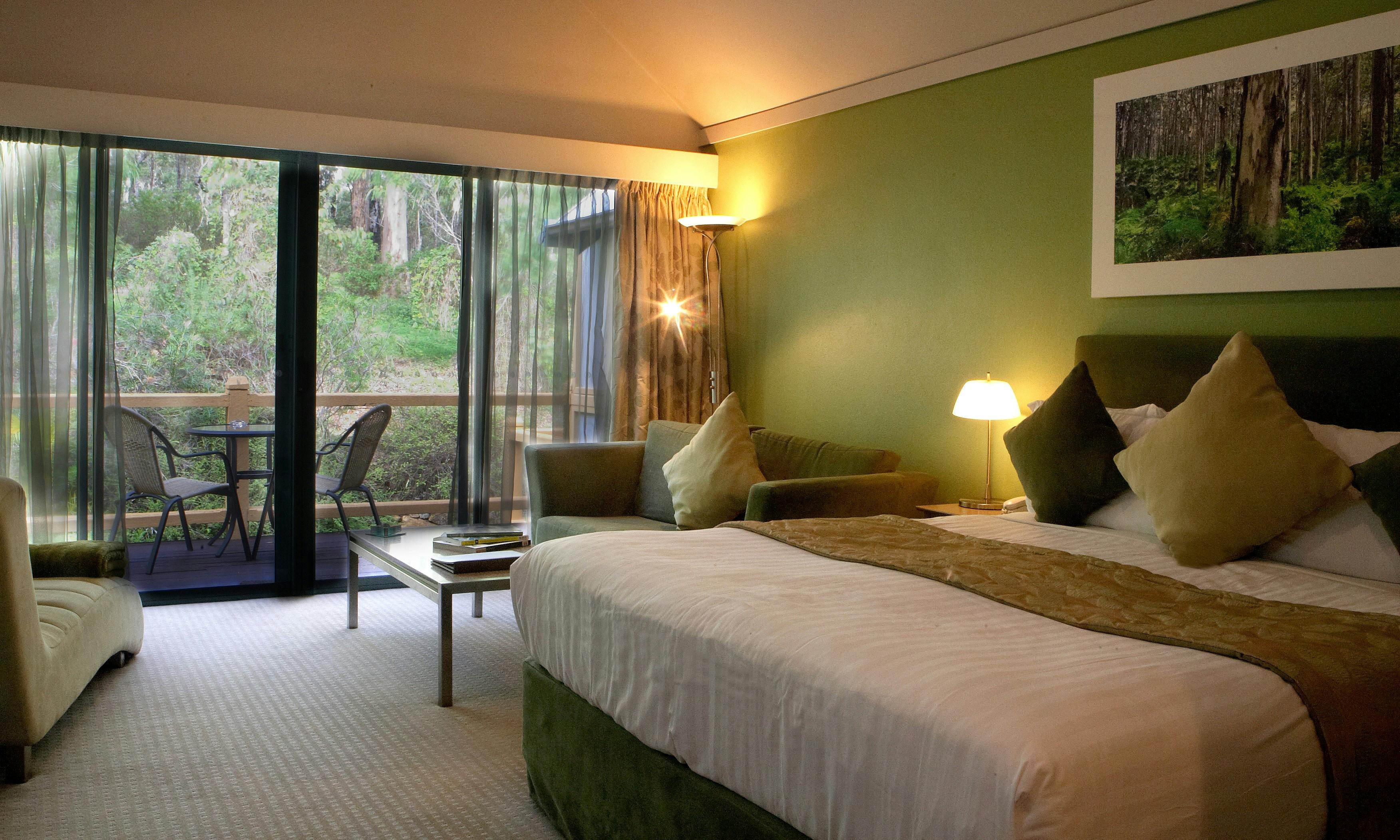 Luxury Spa Suite