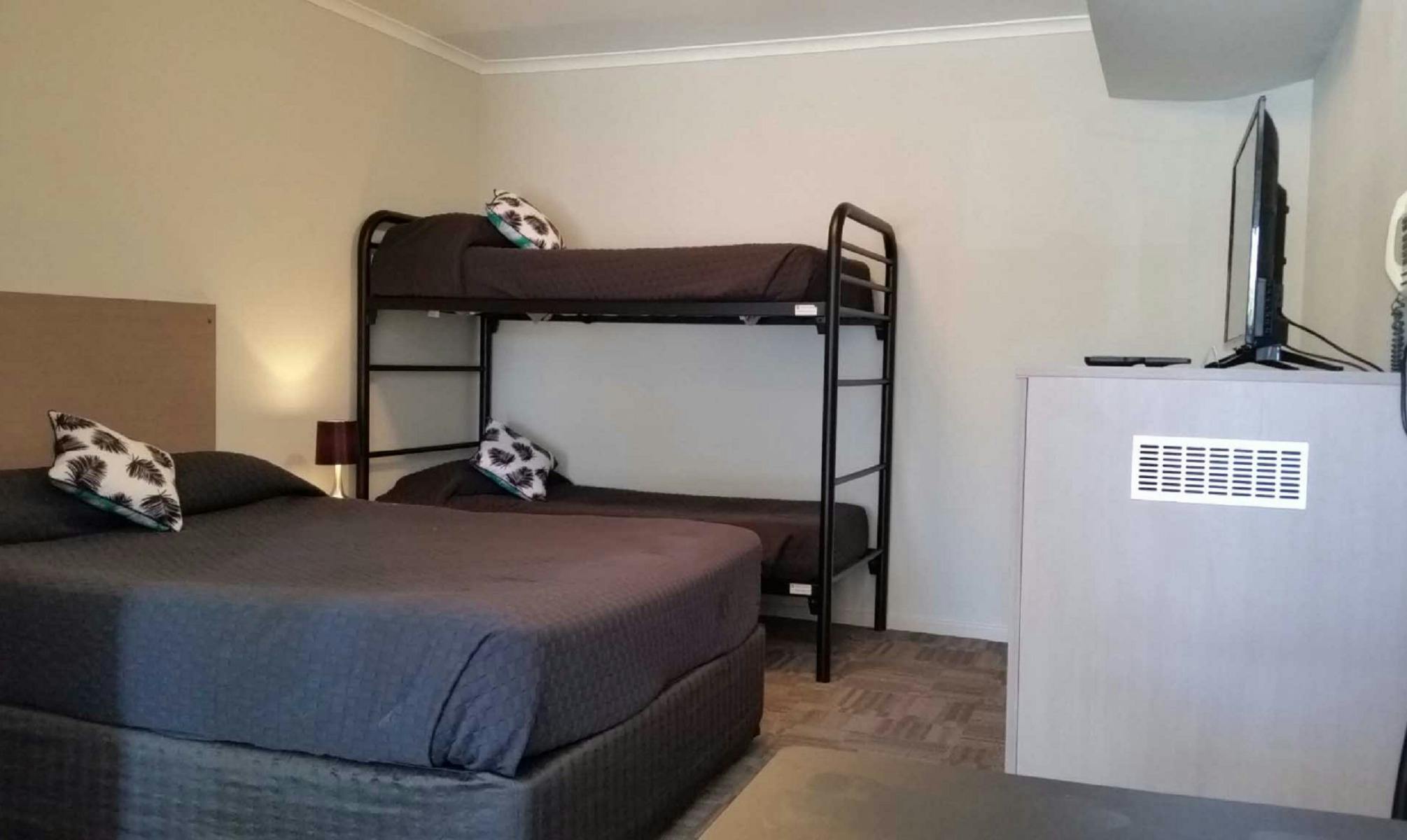 Foreshore Motel, Mandurah, Western Australia