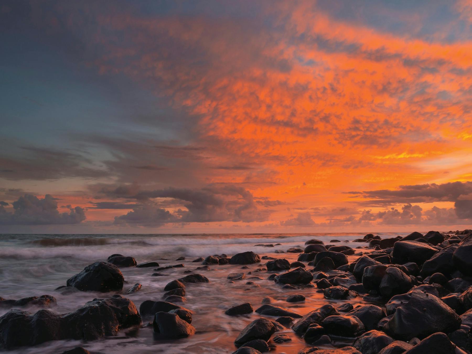 Bundaberg - Rocky sunrise