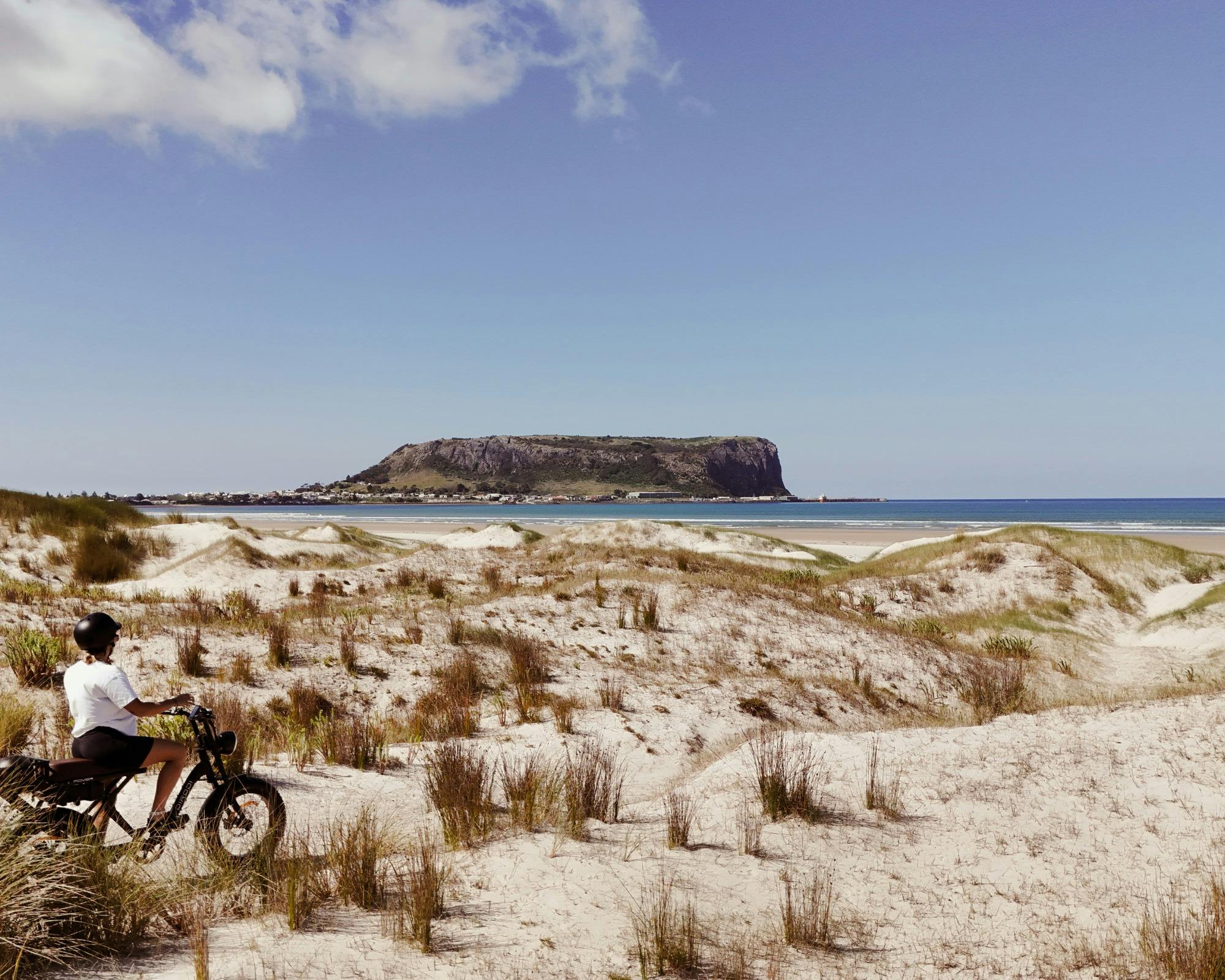 End of the beachside track, looking back at the "Stanley Nut" towering over the township.