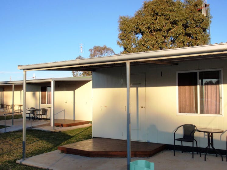 Trundle Services & Citizen's Club Cabins