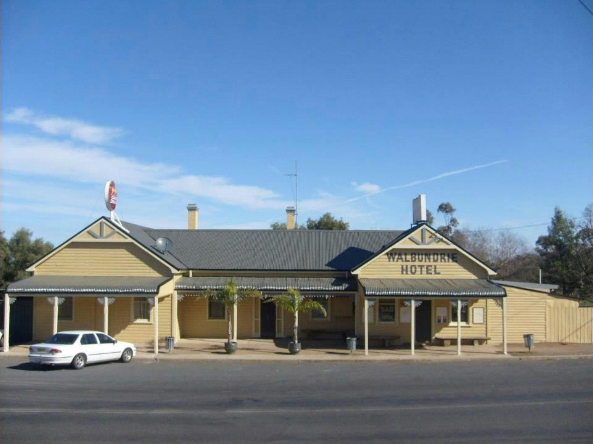 Walbundrie Hotel