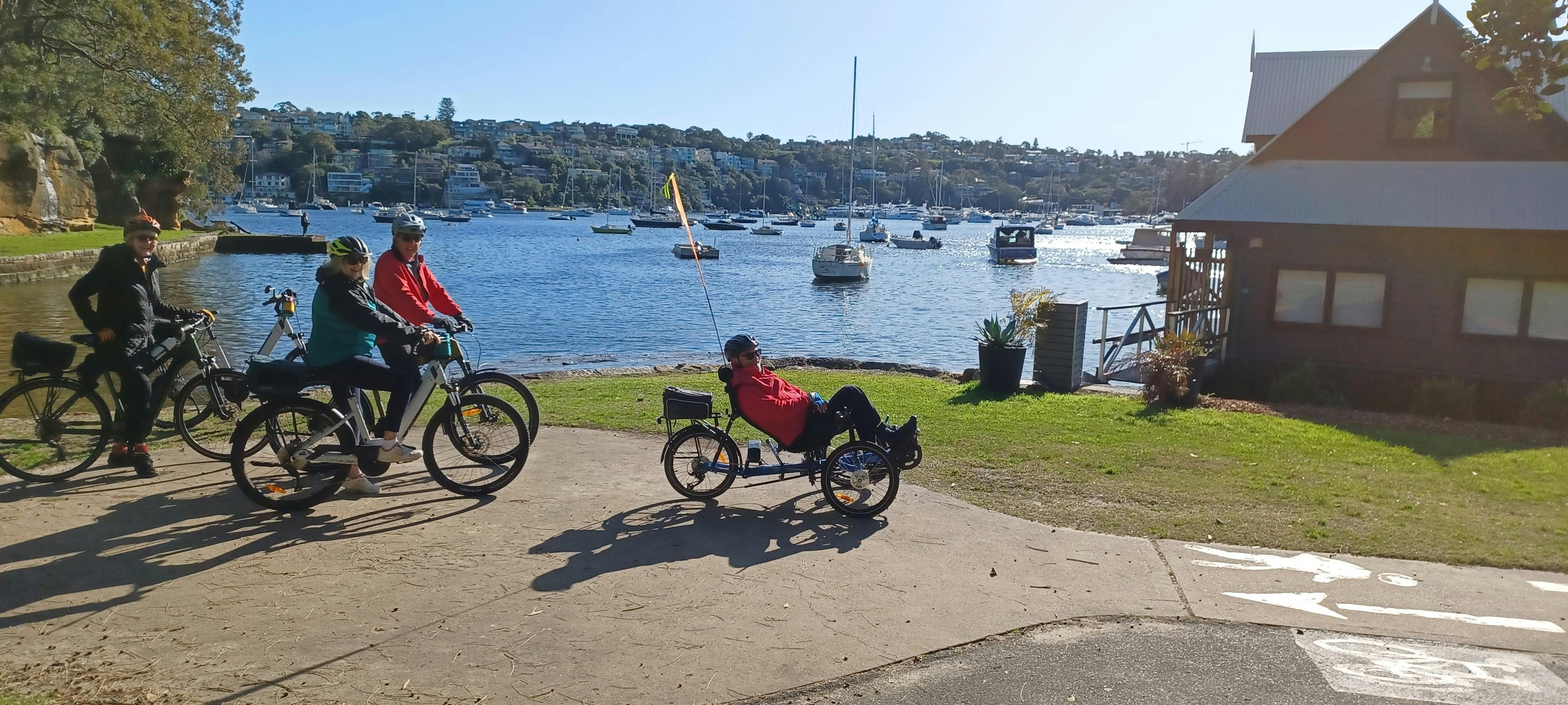 Radfahren entlang des Mittleren Hafens