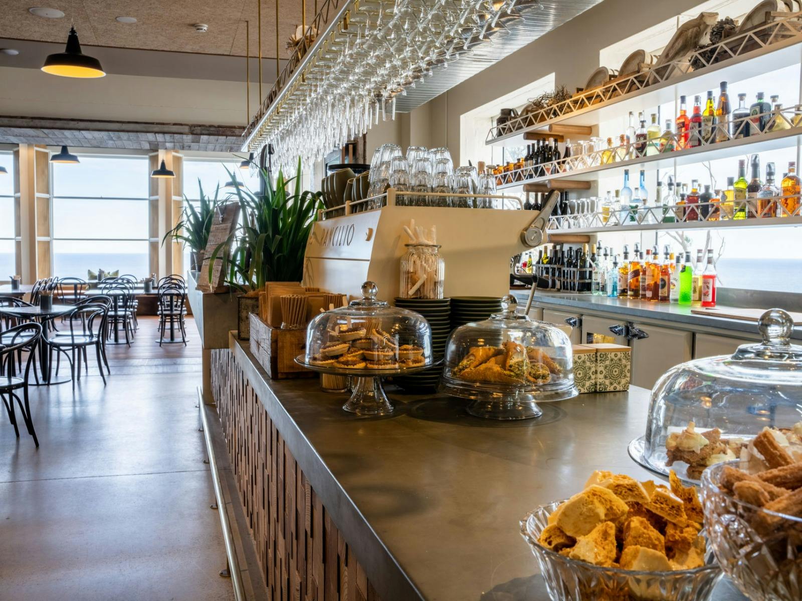 クリフトンの帝国