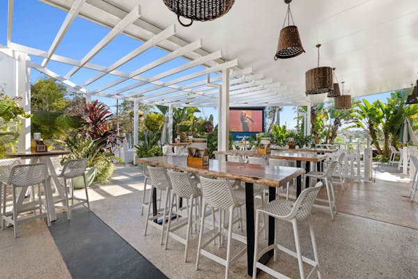 Alexandra Hills Hotel