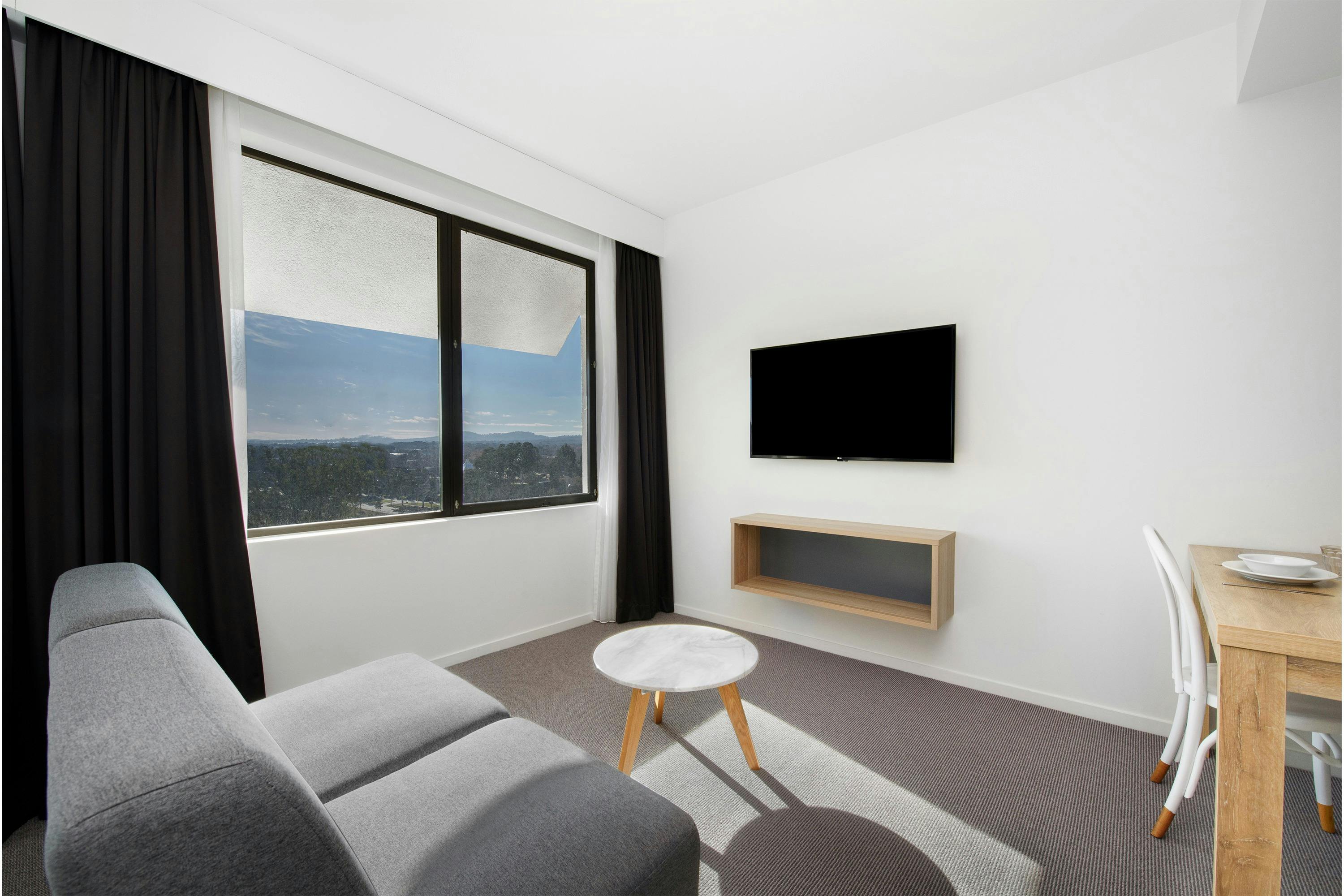 Mantra MacArthur Hotel - 2 Bedroom Suite