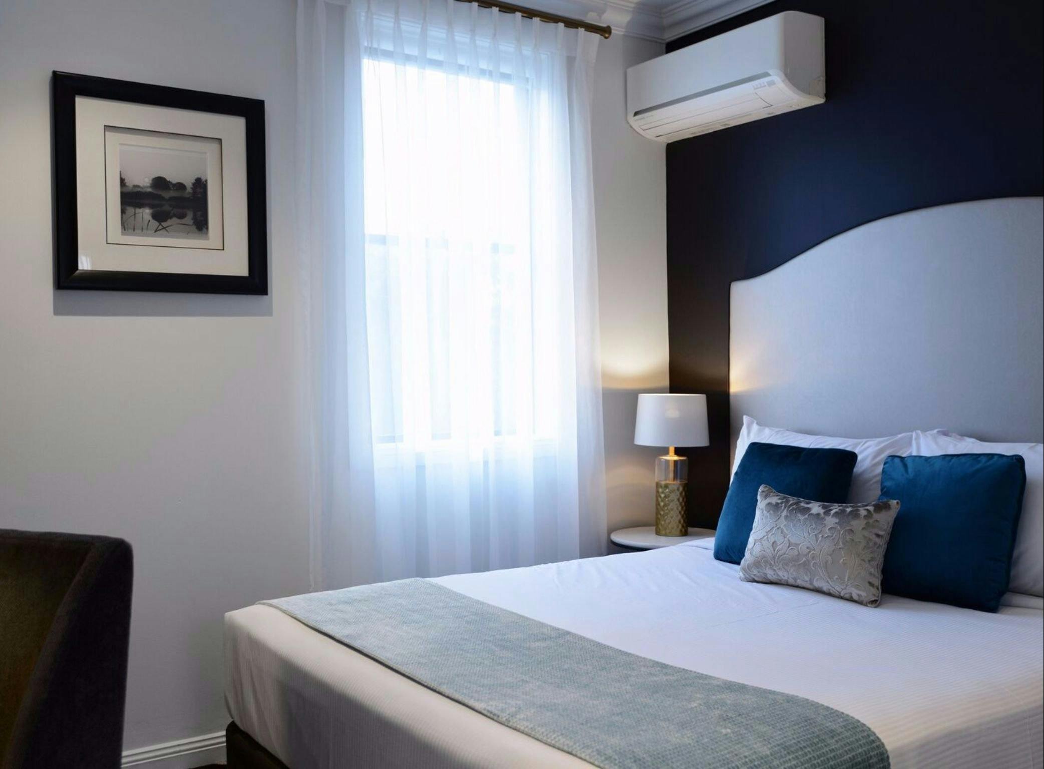 하이 크로스 파크 로지