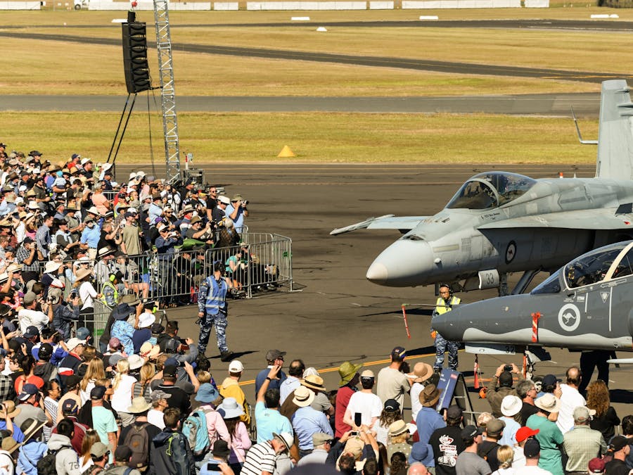 Crowds up close to the static planes