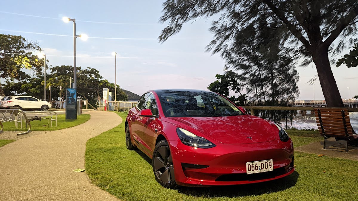 Cairns Luxury Car Hire the ultimate car hire in cairns and Far North Queensland