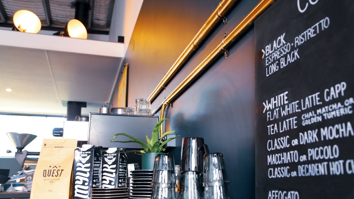 Espresso machine for barista made coffee