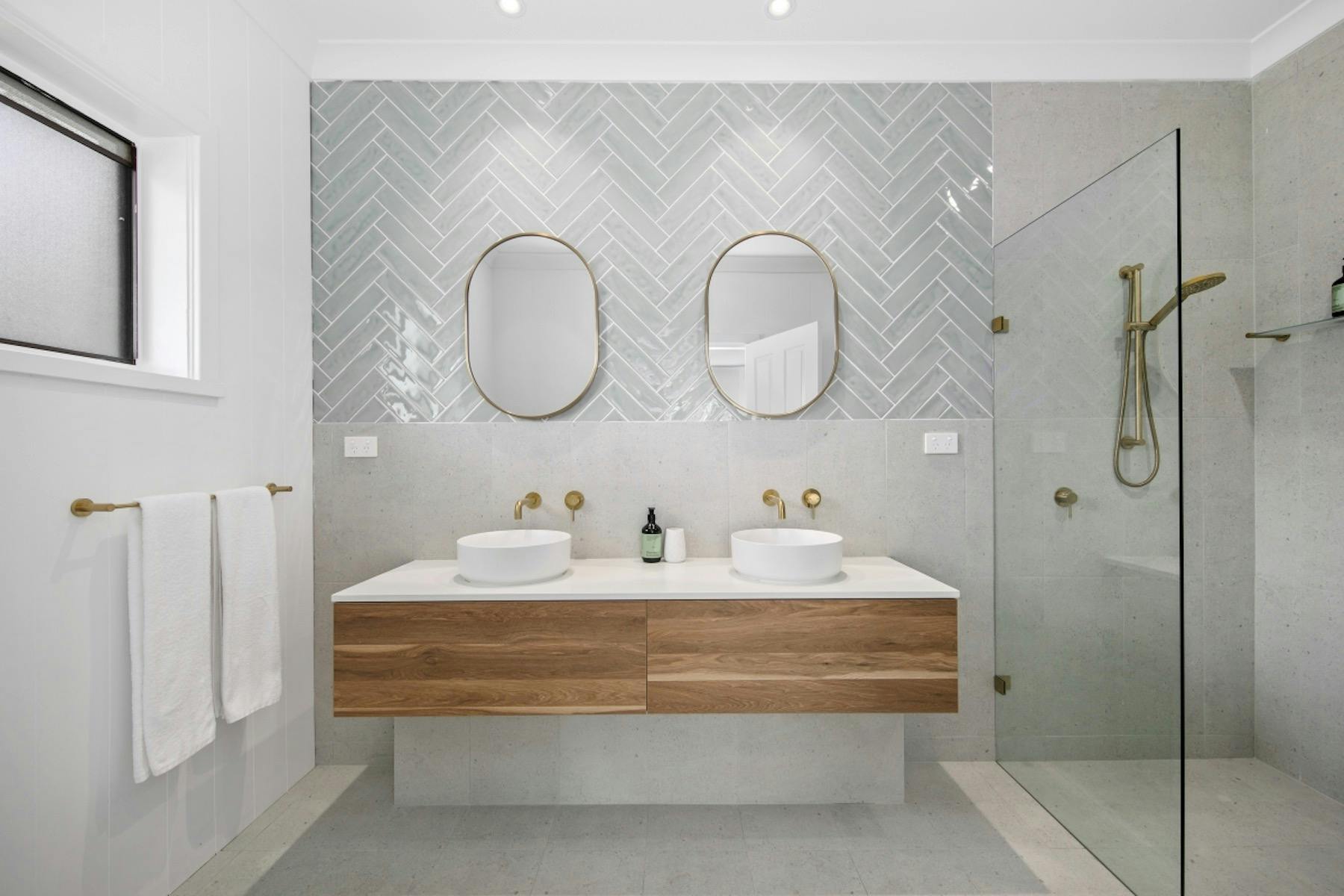 존스 에스테이트 - 침실 1 욕실 1개