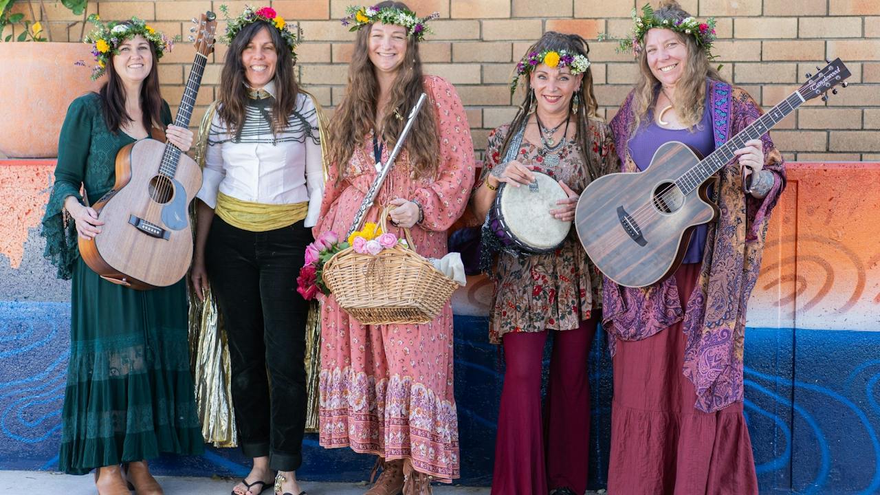 Hey Jane local collective of all female buskers