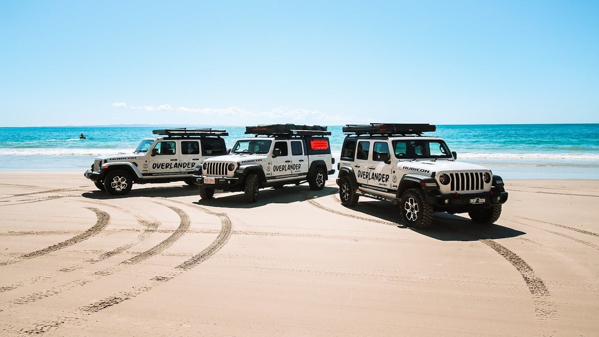 Jeep Wrangler and Jeep Gladiator 4WD Campers for Hire