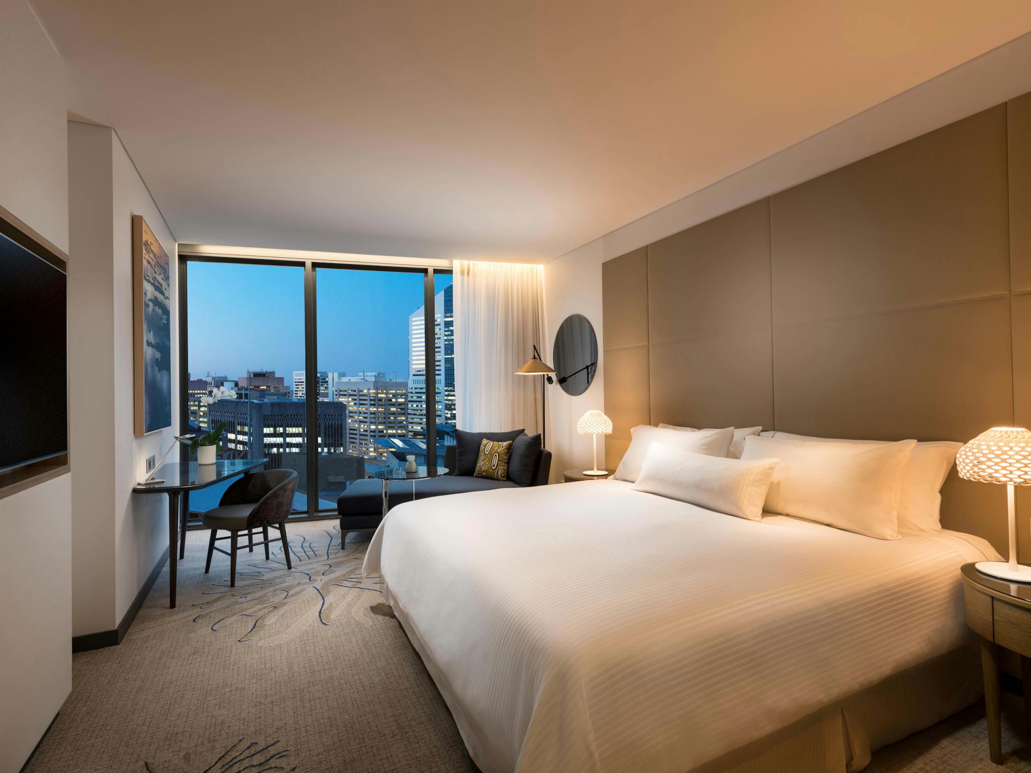 westin king bed brisbane city view westin king bed brisbane city view