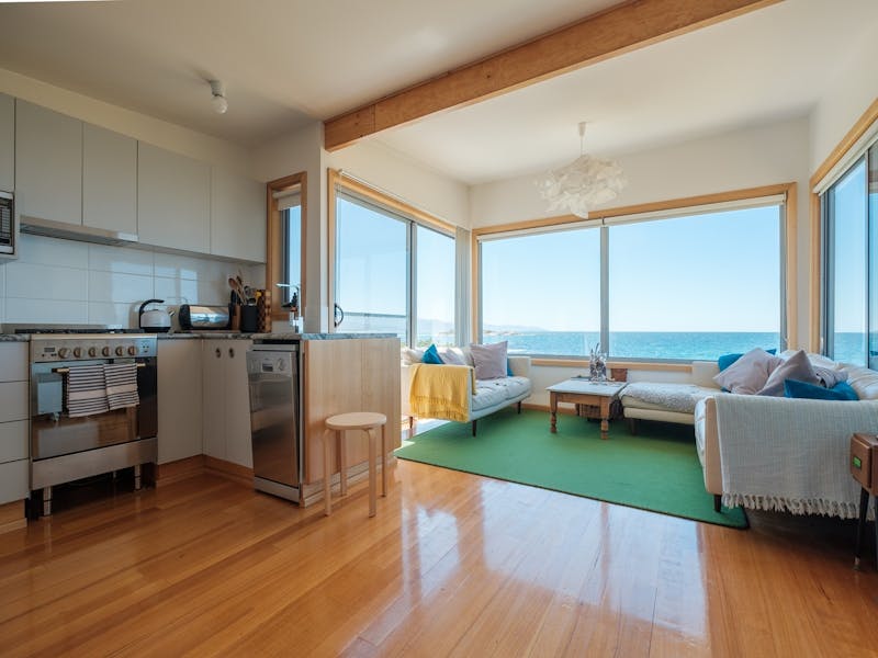 Kitchen/Lounge