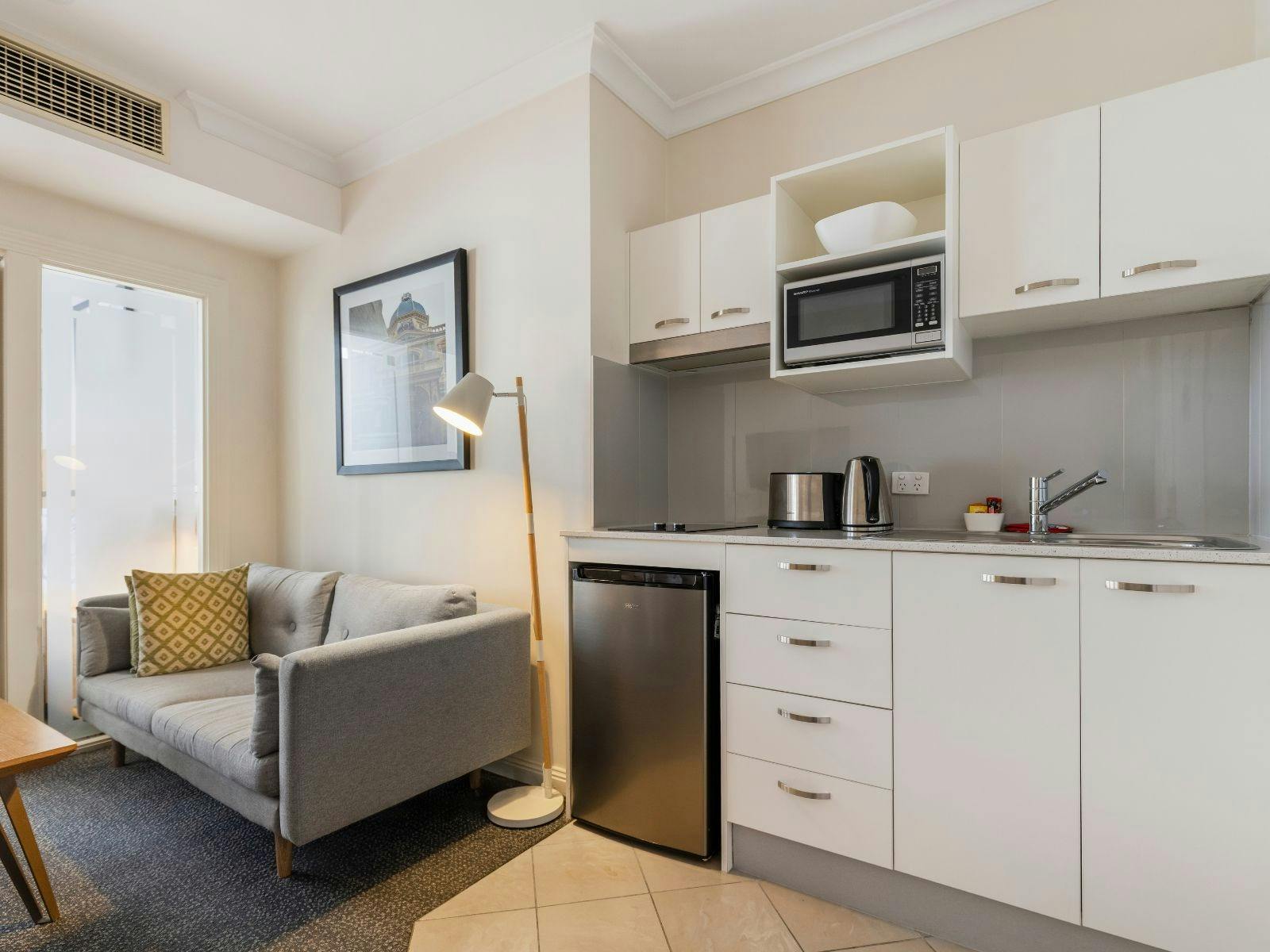 One Bedroom Deluxe Apartment