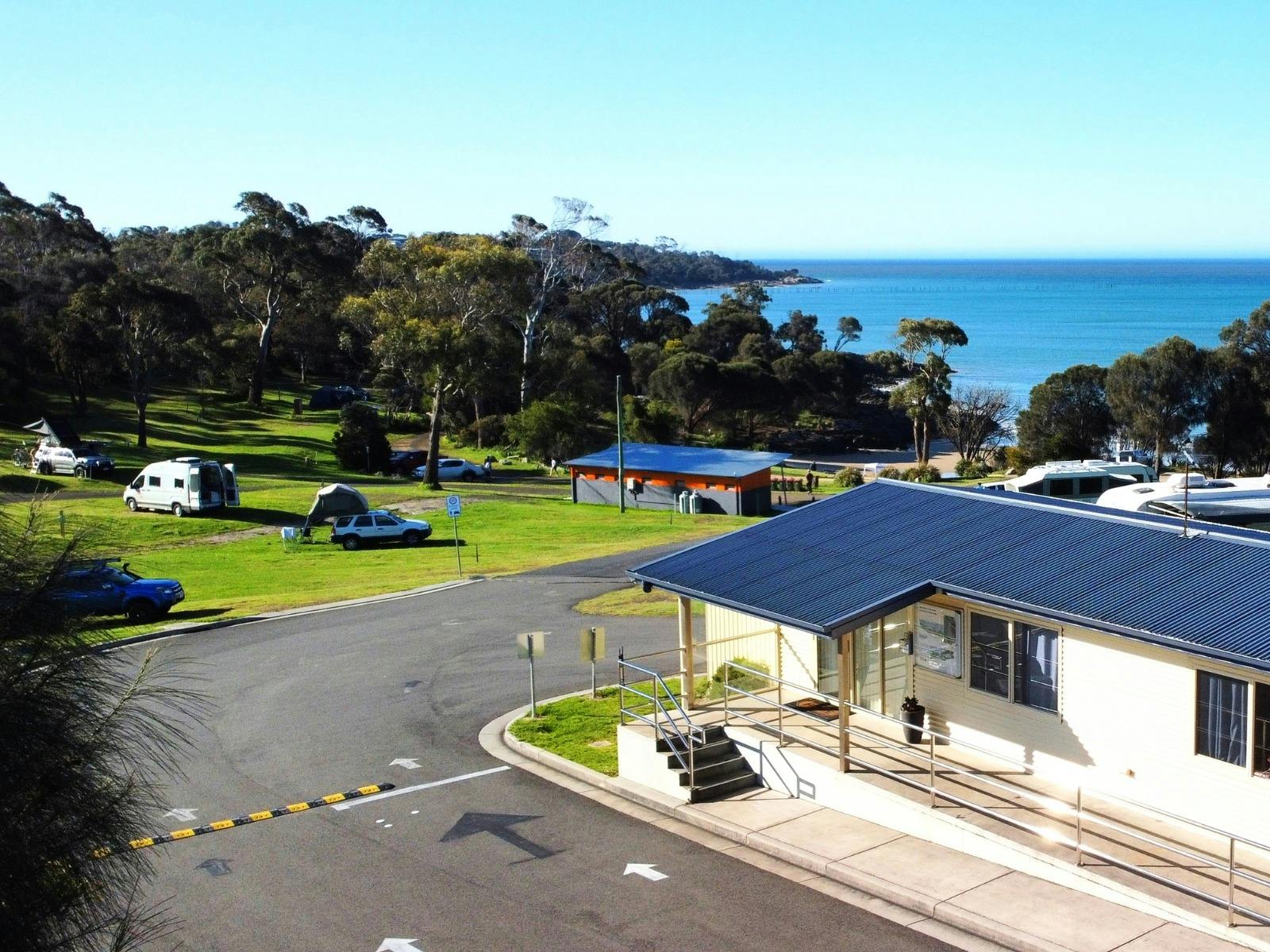 View from Reception looking down to Eastmans Beach