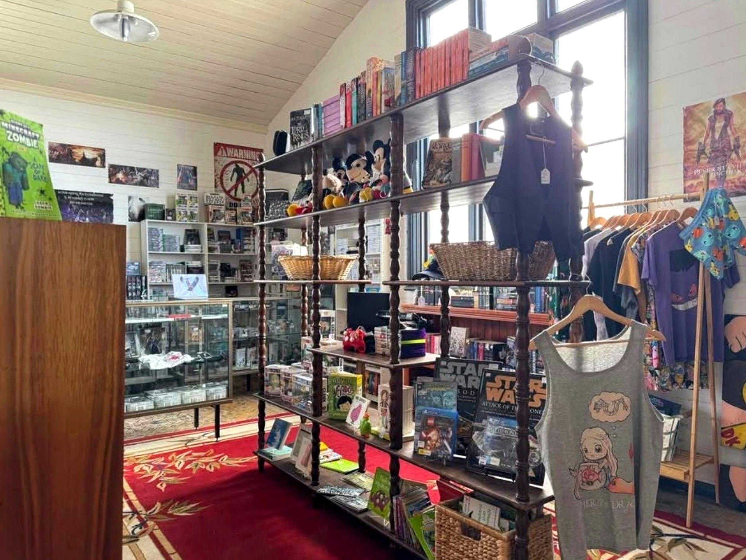 Raven Ink Gaming: retro video games, consoles, pop culture collectables and books