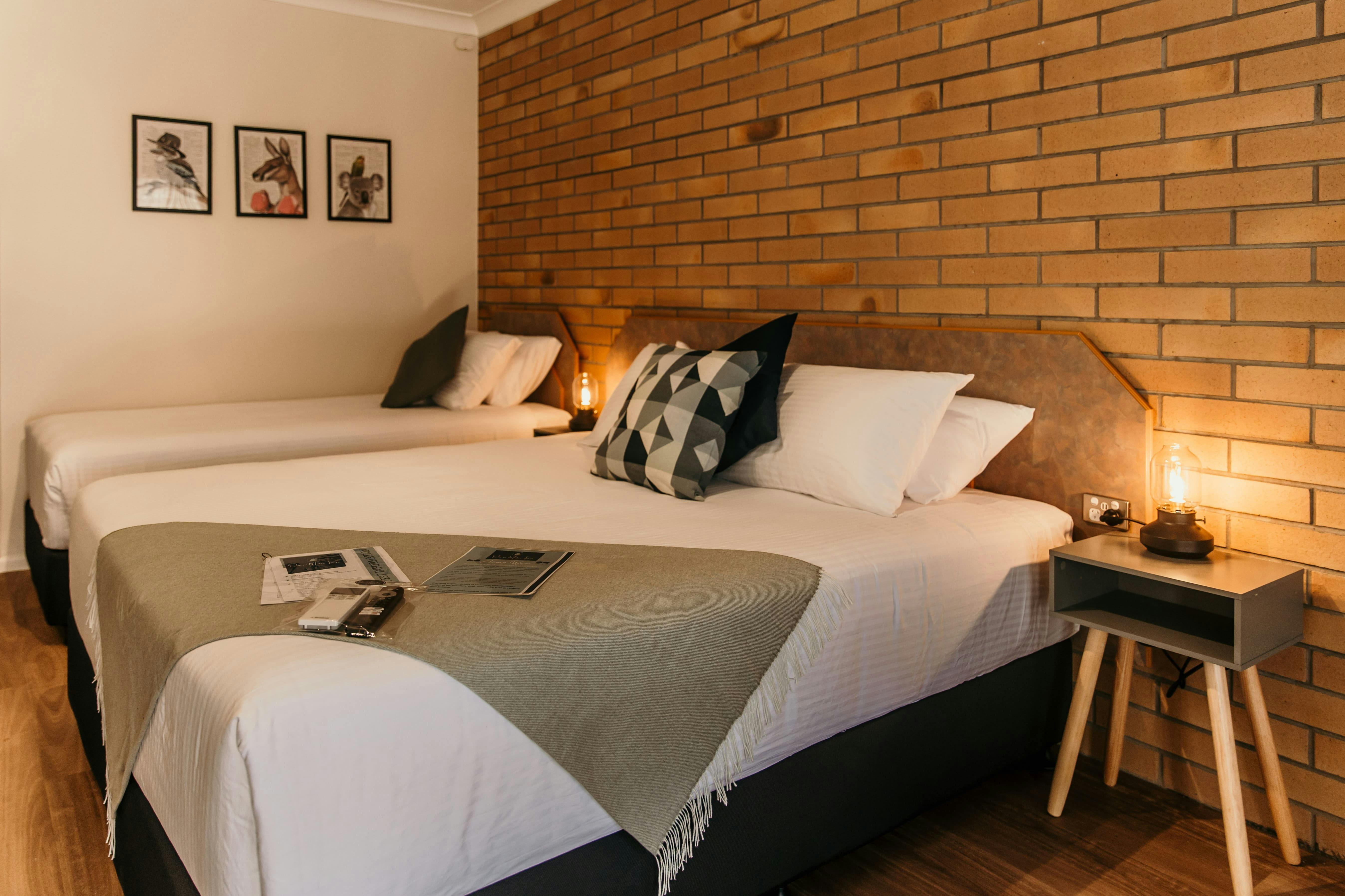 King and King Single