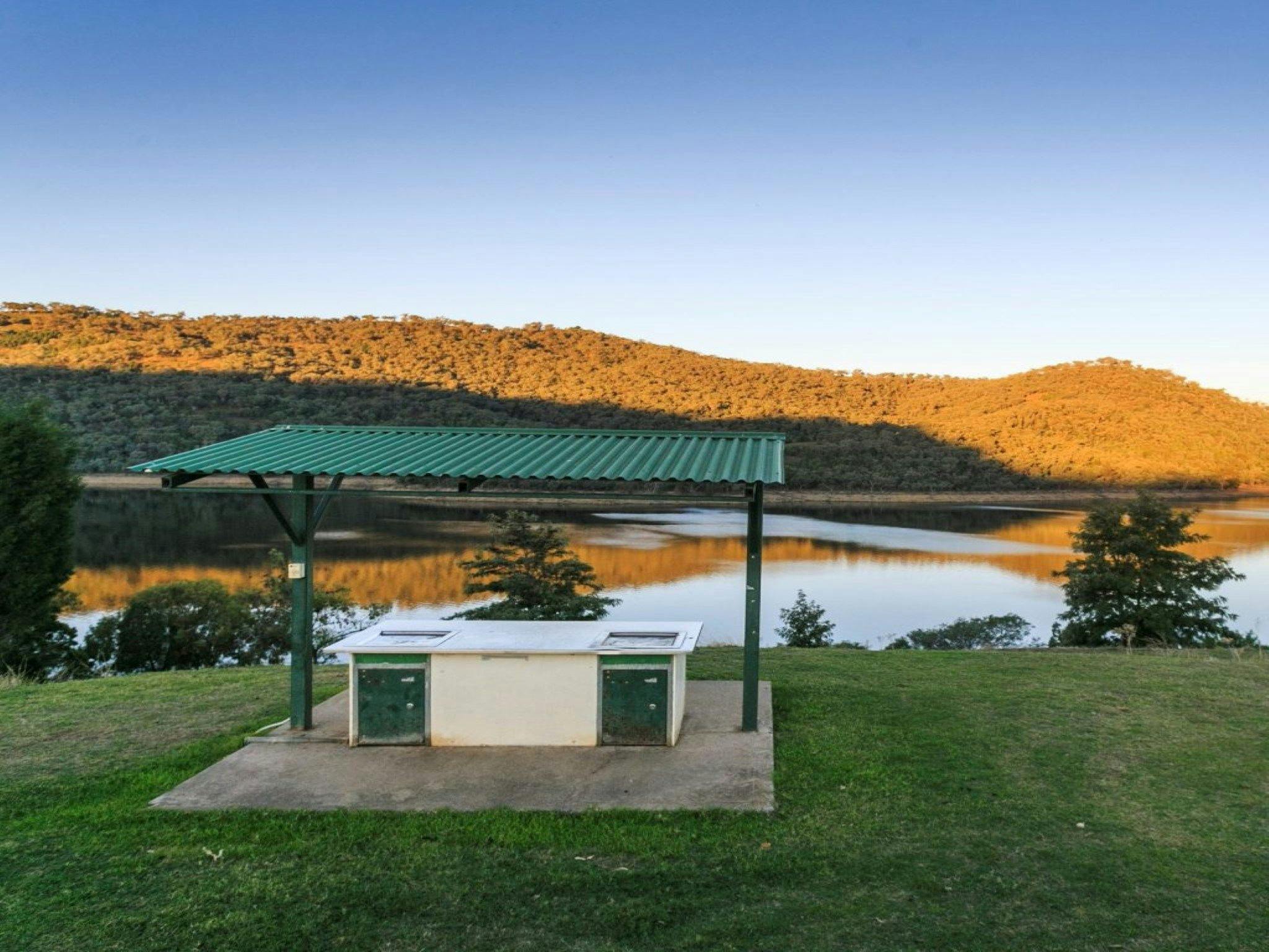 Reflections Holiday Parks Mookerawa Waters BBQ Area