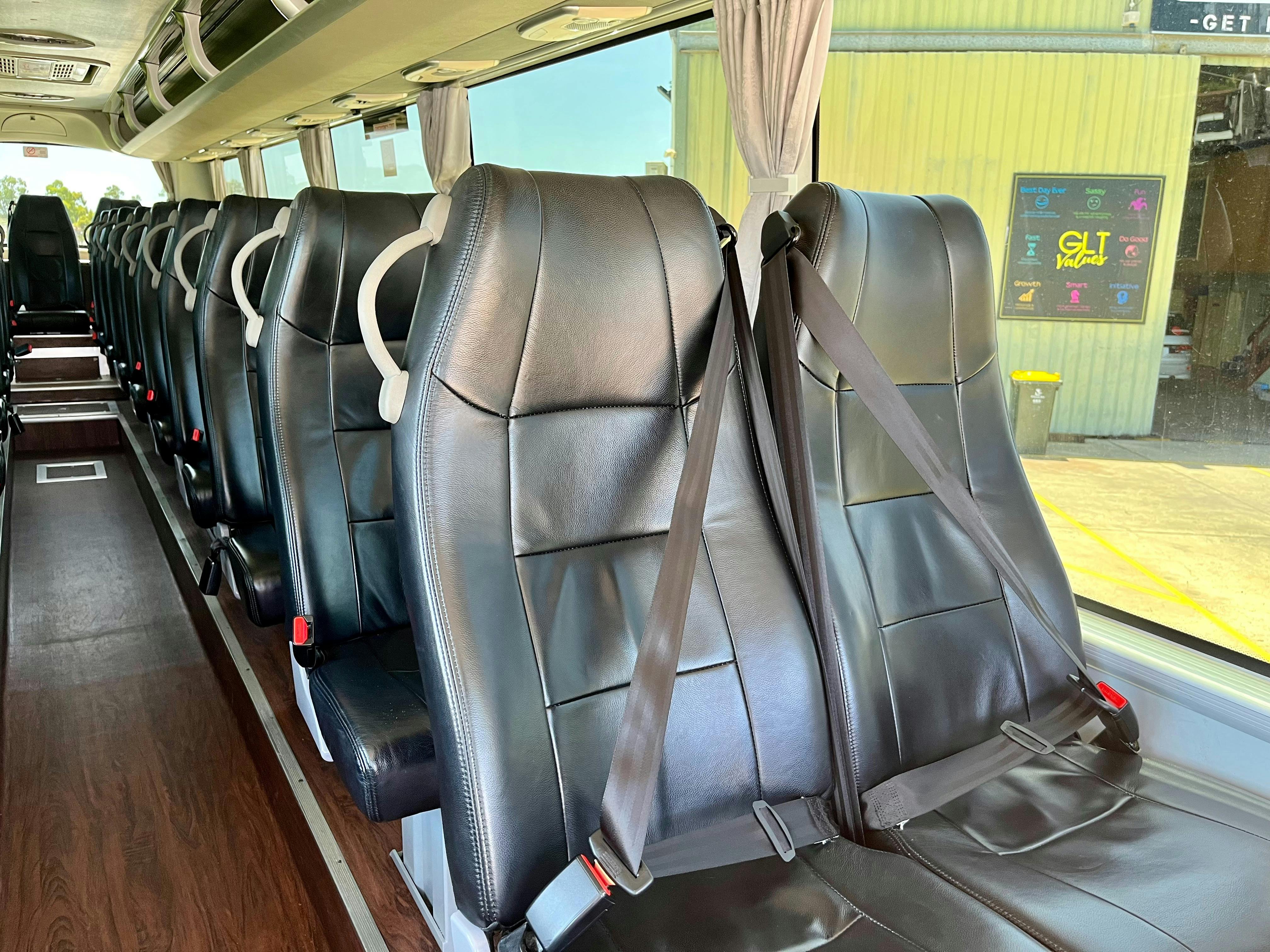 Comfortable large-coach transportation (38-seater)