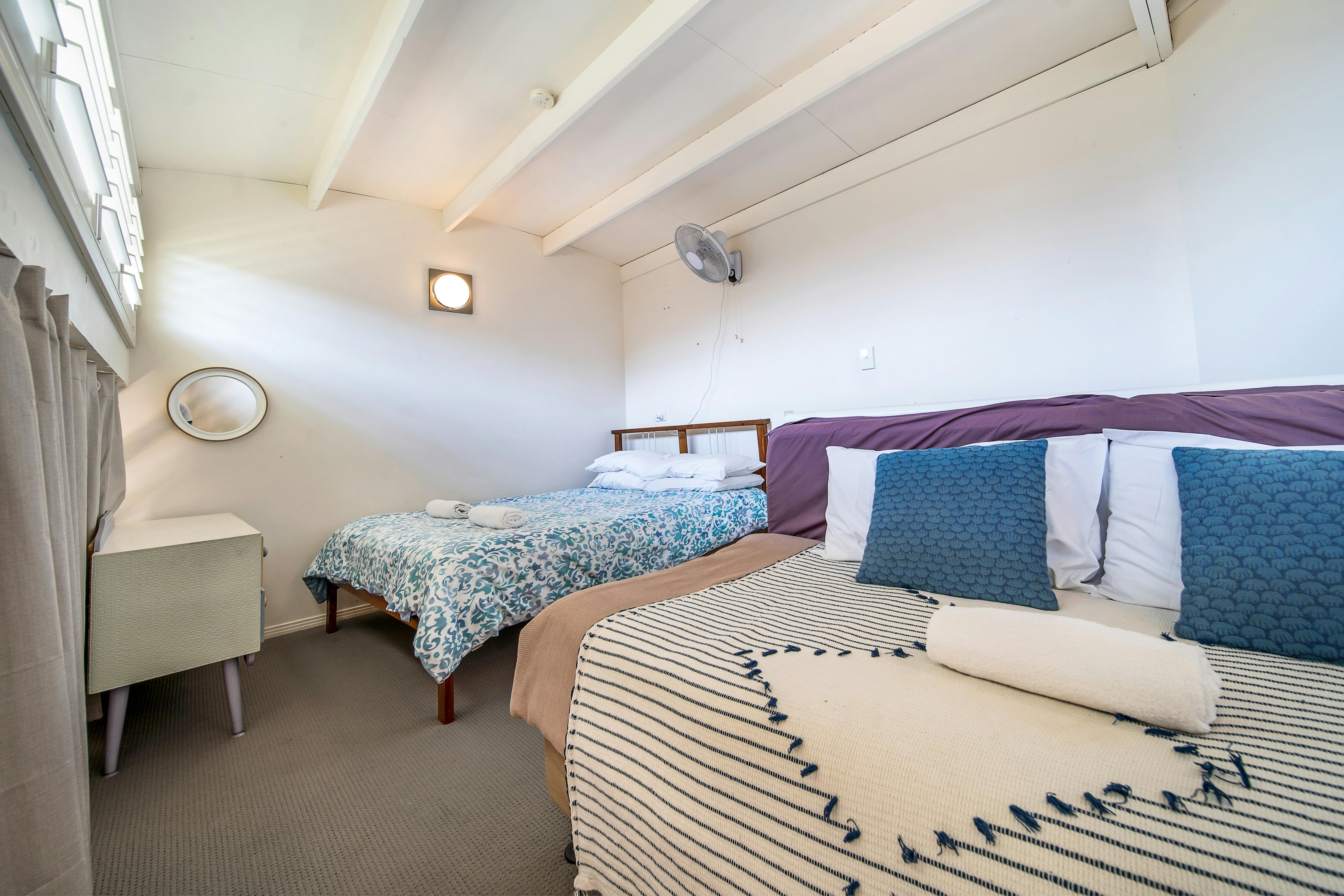 16 Point Lookout Beach Resort