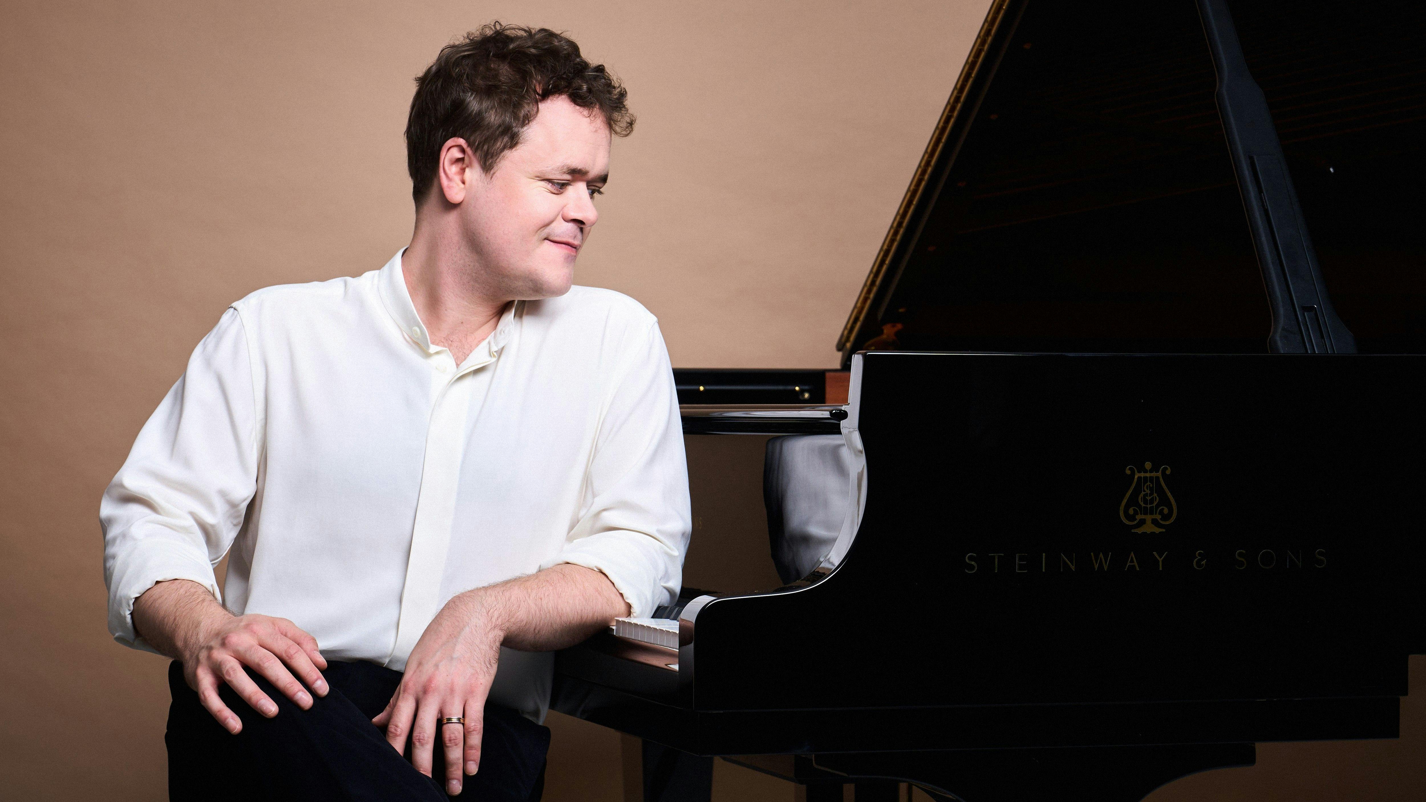 Benjamin Grosvenor | UKARIA Cultural Centre
