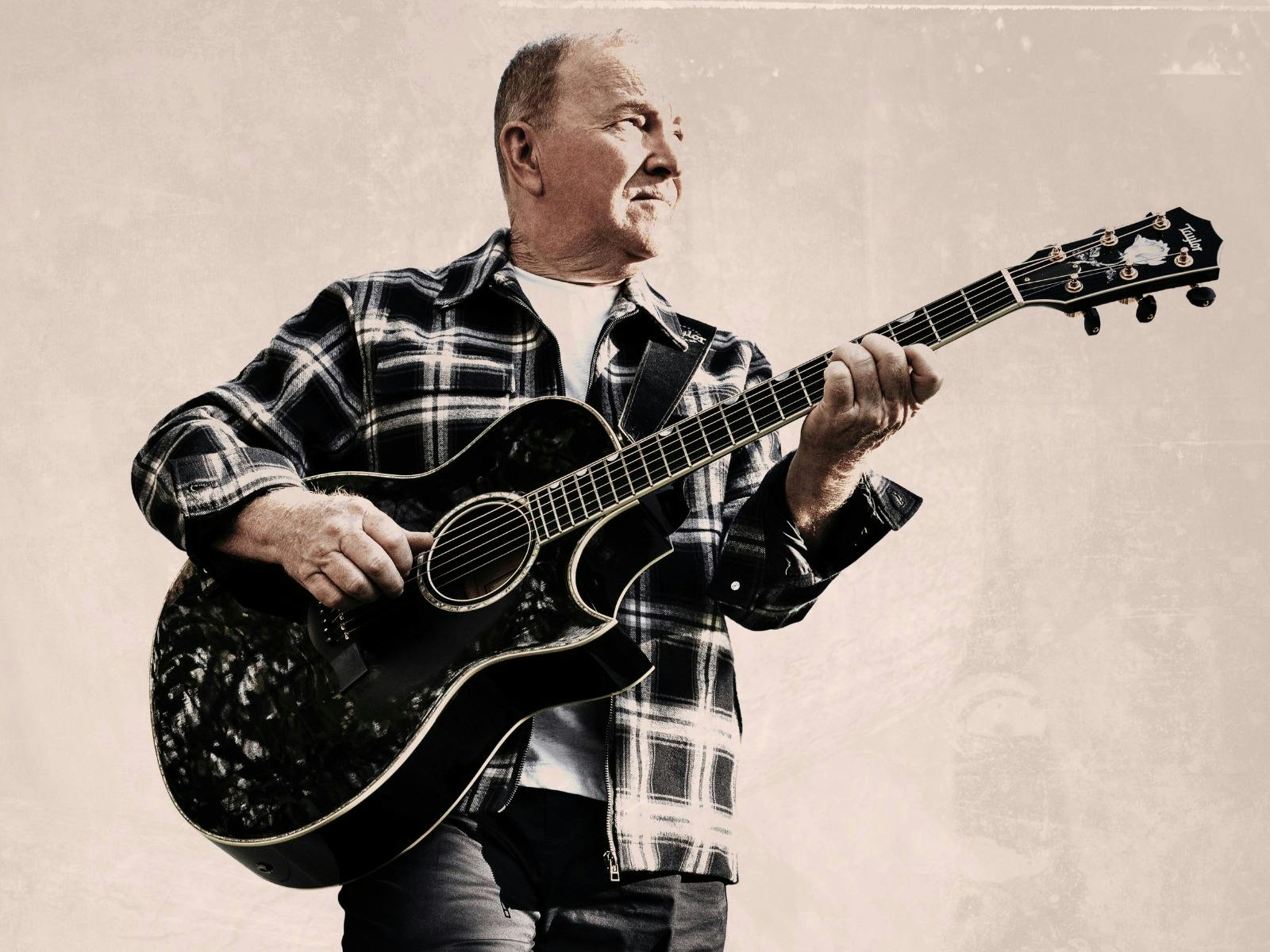 Graeme Connors on Guitar