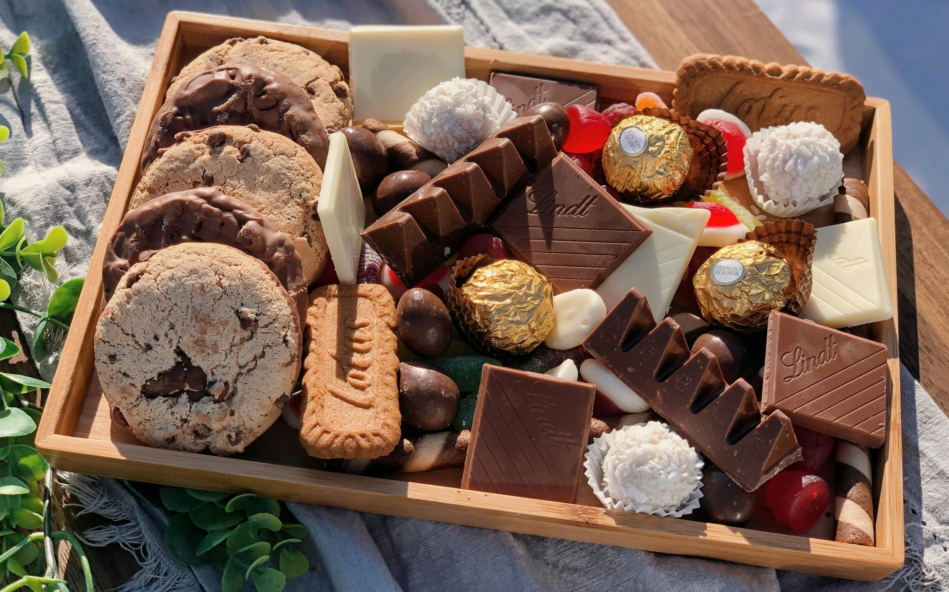 Graze & Gaze - Sweet Graze Board