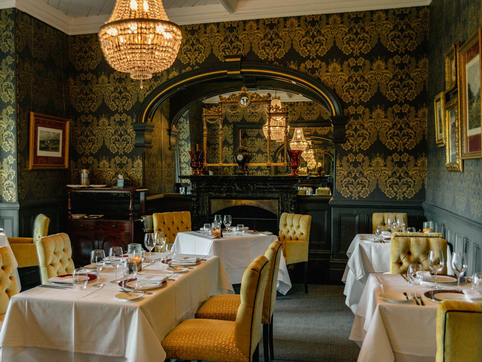 ダーリーズレストランIダイニングルーム