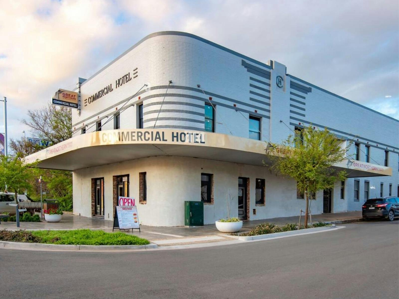 Front of commercial hotel