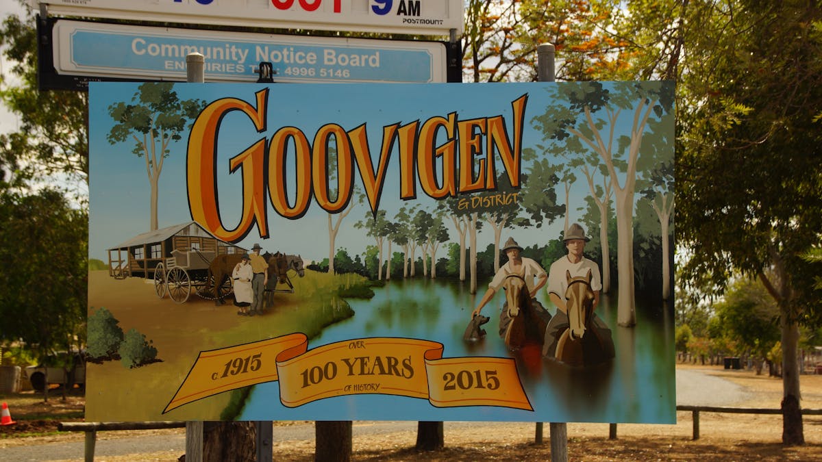 Goovigen 100 year sign